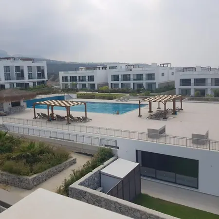 Beachfront Penthouse Apartment, Eco Wellness Resort, Heated Pool *