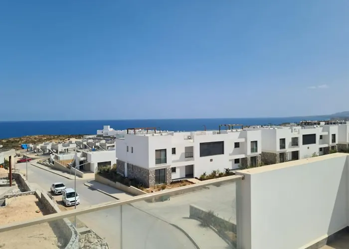 Beachfront Penthouse Apartment, Eco Wellness Resort, Heated Pool * Kyrenia (Northern Cyprus)